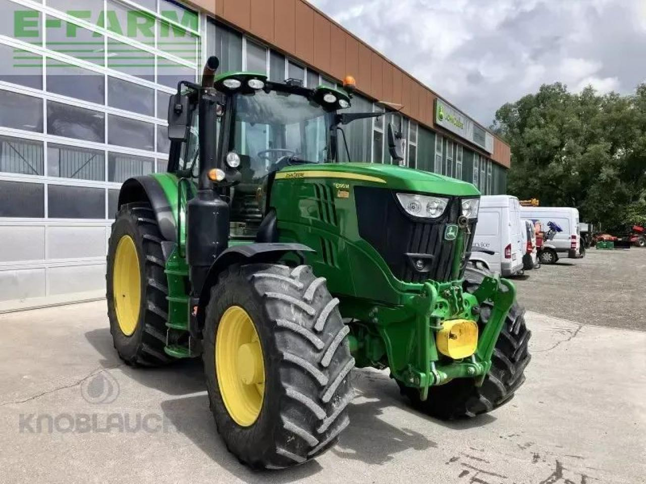 John Deere 6195m - Farm tractor: picture 1 John Deere 6195m - Farm tractor: picture 1