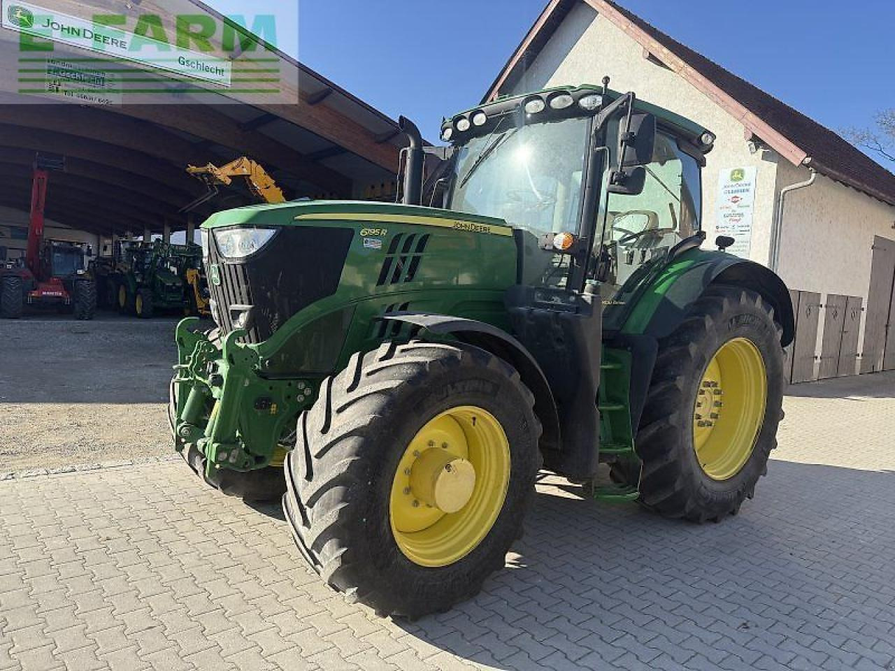 John Deere 6195r - Farm tractor: picture 2 John Deere 6195r - Farm tractor: picture 2