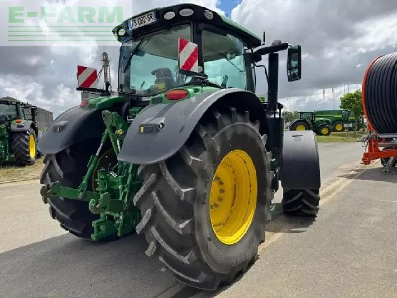John Deere 6195r - Farm tractor: picture 3 John Deere 6195r - Farm tractor: picture 3