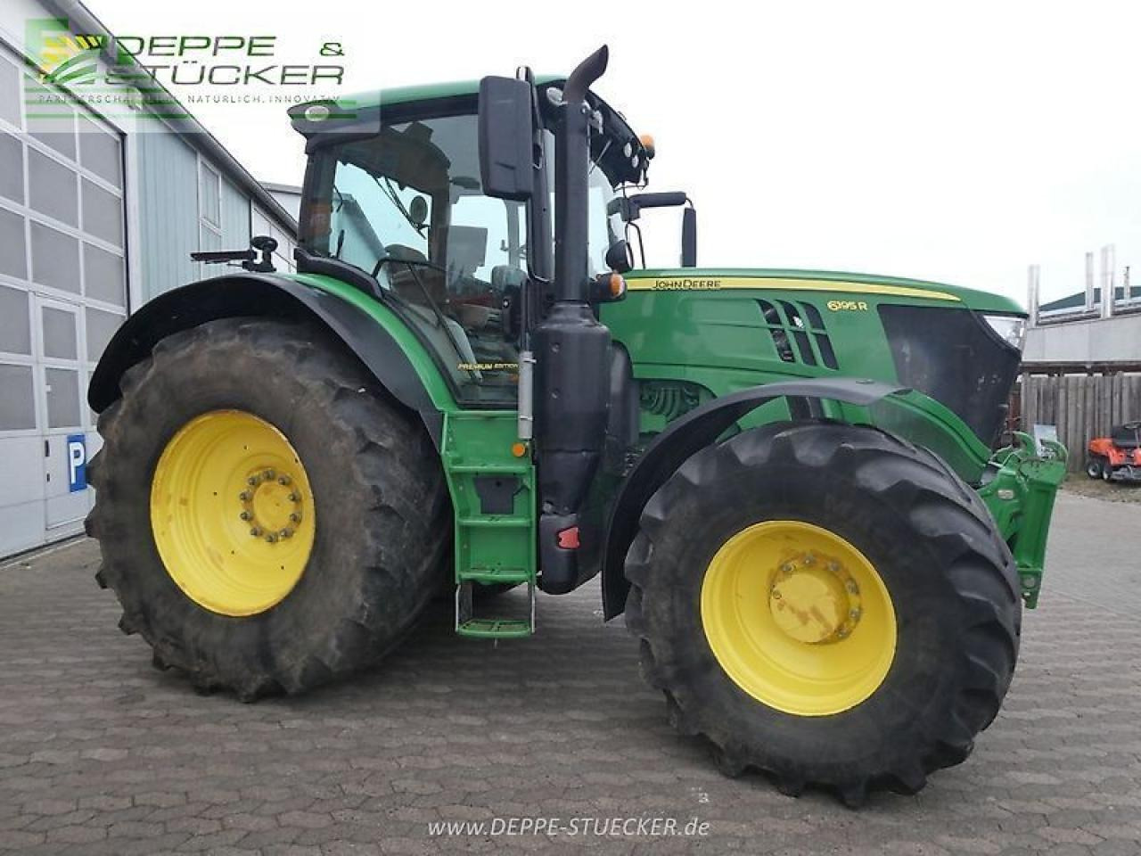 John Deere 6195r - Farm tractor: picture 5 John Deere 6195r - Farm tractor: picture 5
