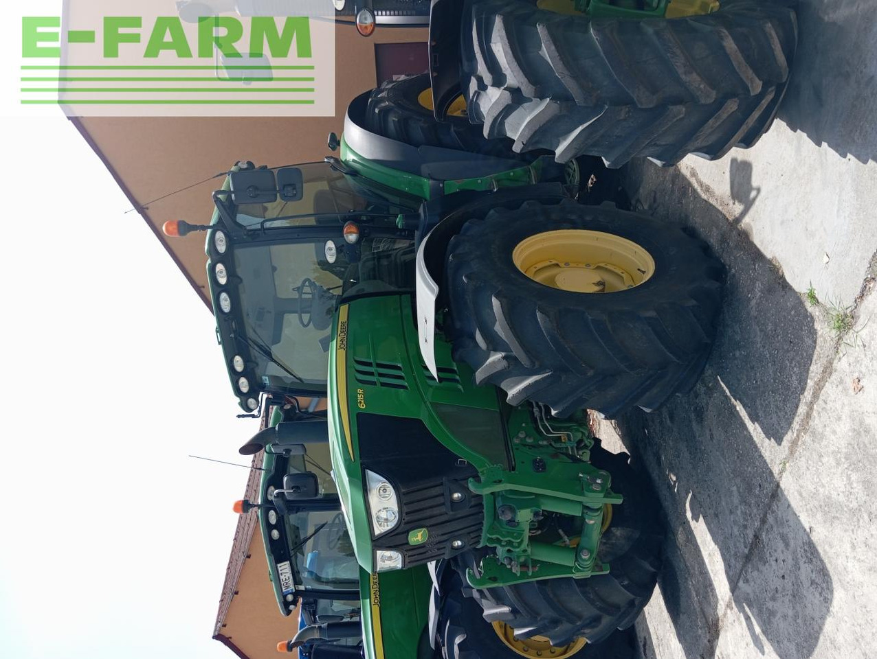 John Deere 6215R - Farm tractor: picture 1 John Deere 6215R - Farm tractor: picture 1