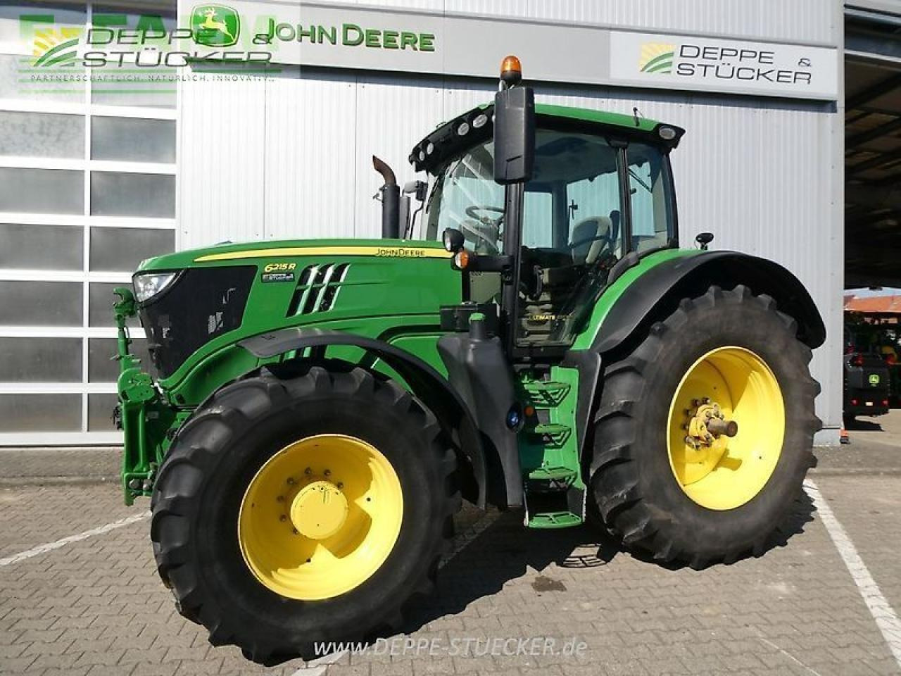 John Deere 6215r - Farm tractor: picture 2 John Deere 6215r - Farm tractor: picture 2