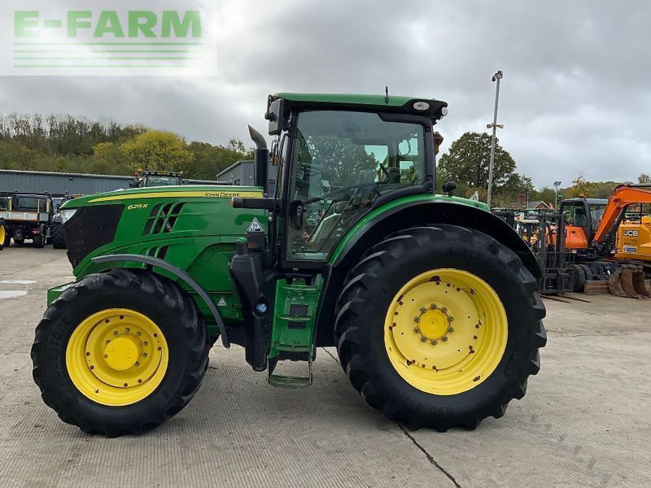 John Deere 6215r tractor (st24594) - Farm tractor: picture 5 John Deere 6215r tractor (st24594) - Farm tractor: picture 5