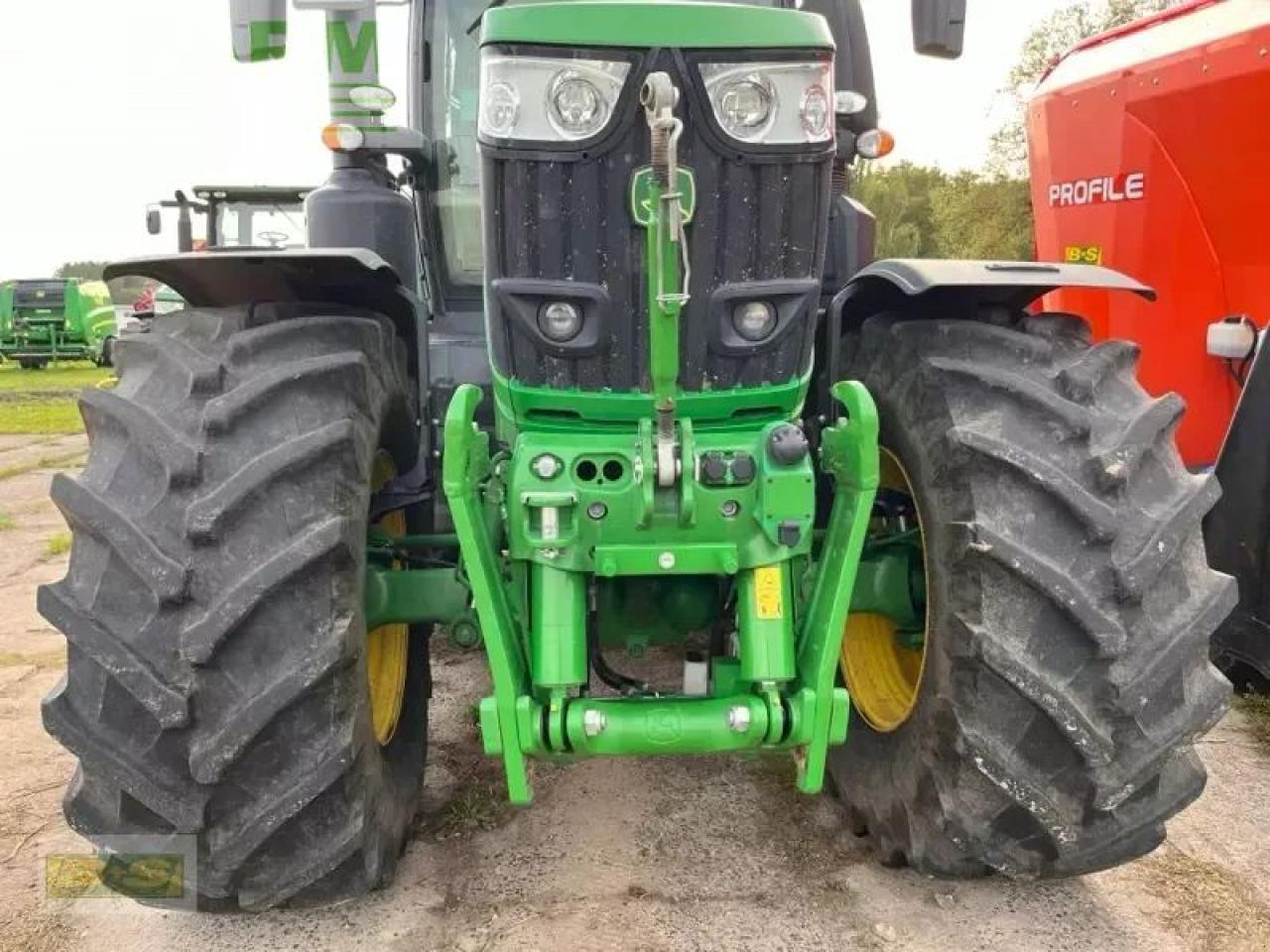 John Deere 6250r - Farm tractor: picture 5 John Deere 6250r - Farm tractor: picture 5