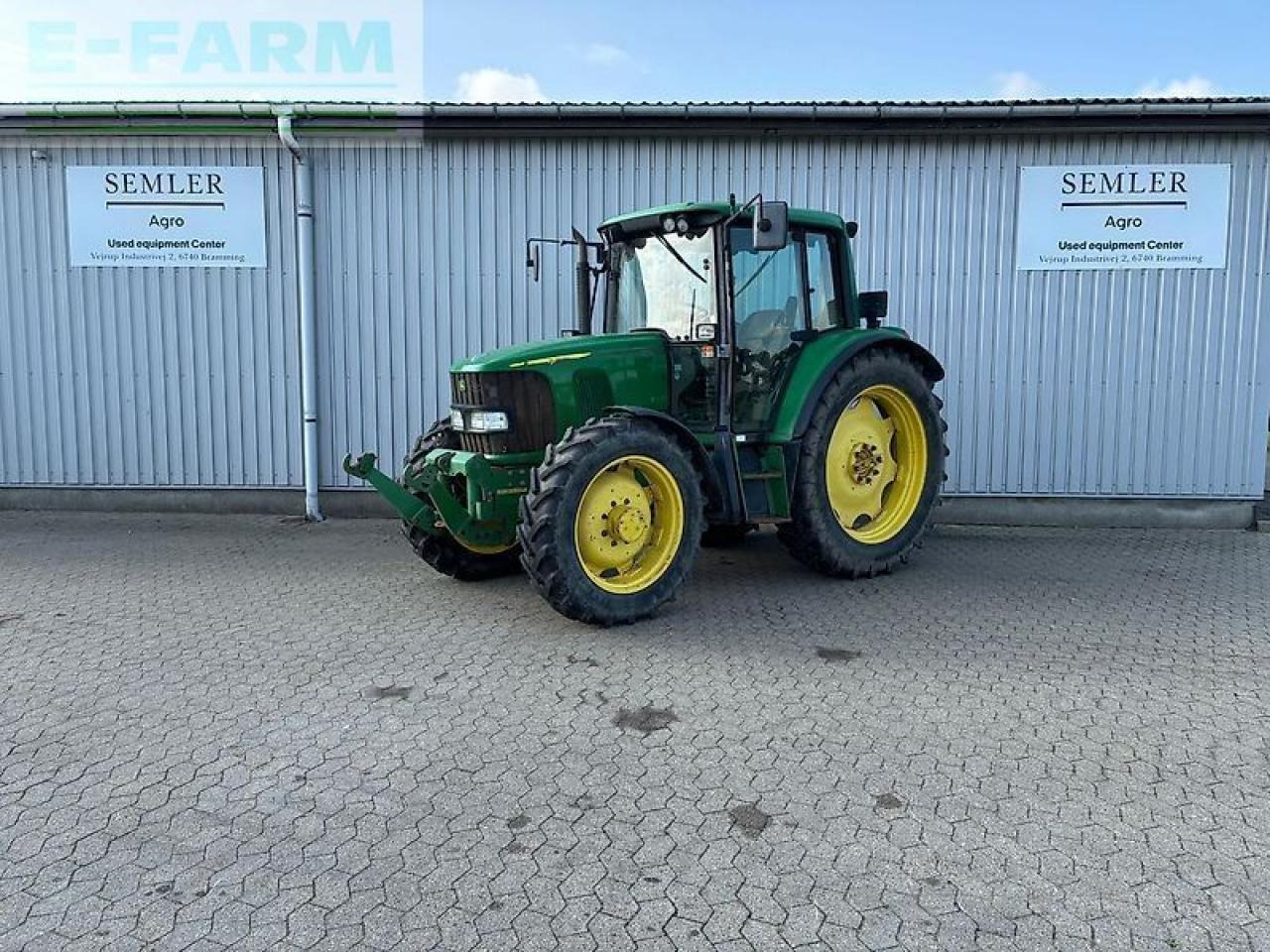 John Deere 6420 - Farm tractor: picture 1 John Deere 6420 - Farm tractor: picture 1