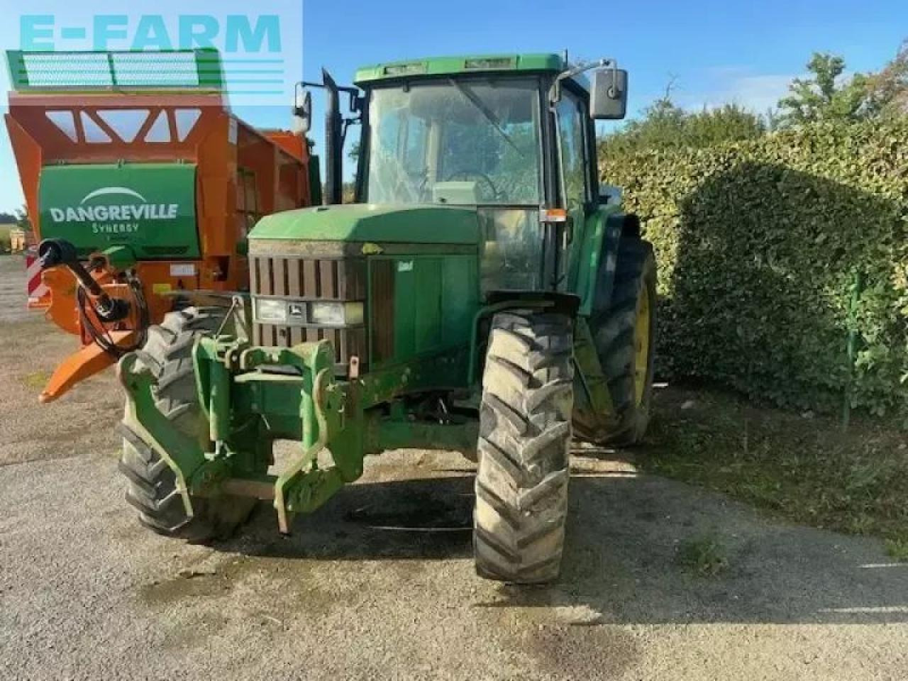 John Deere 6610 - Farm tractor: picture 2 John Deere 6610 - Farm tractor: picture 2