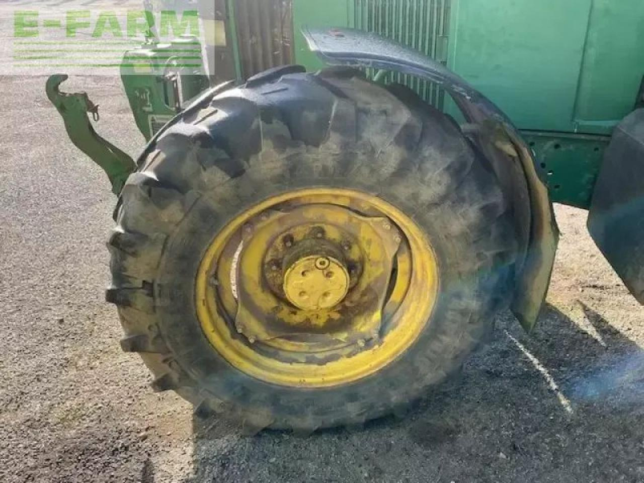 John Deere 6610 - Farm tractor: picture 5 John Deere 6610 - Farm tractor: picture 5