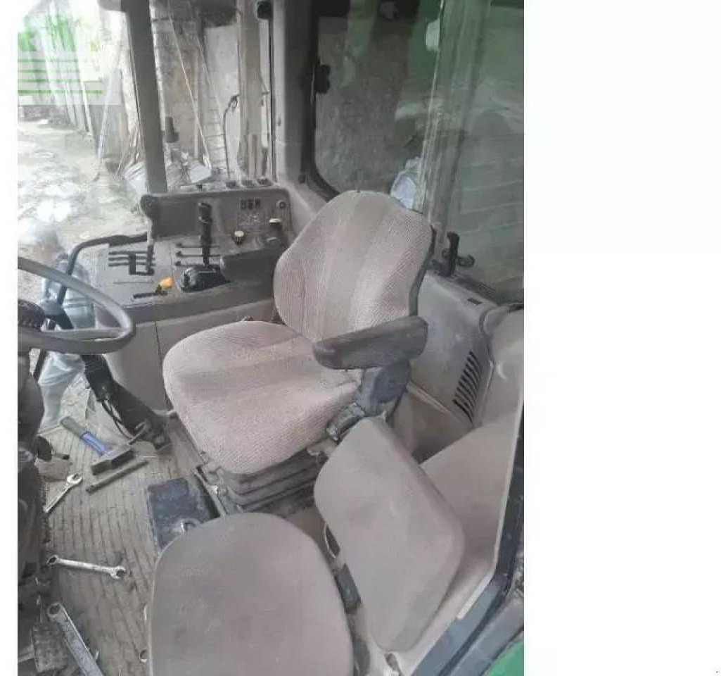 John Deere 6630 - Farm tractor: picture 3 John Deere 6630 - Farm tractor: picture 3