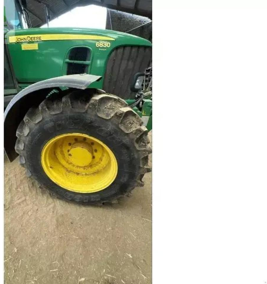 John Deere 6830 premium - Farm tractor: picture 3 John Deere 6830 premium - Farm tractor: picture 3