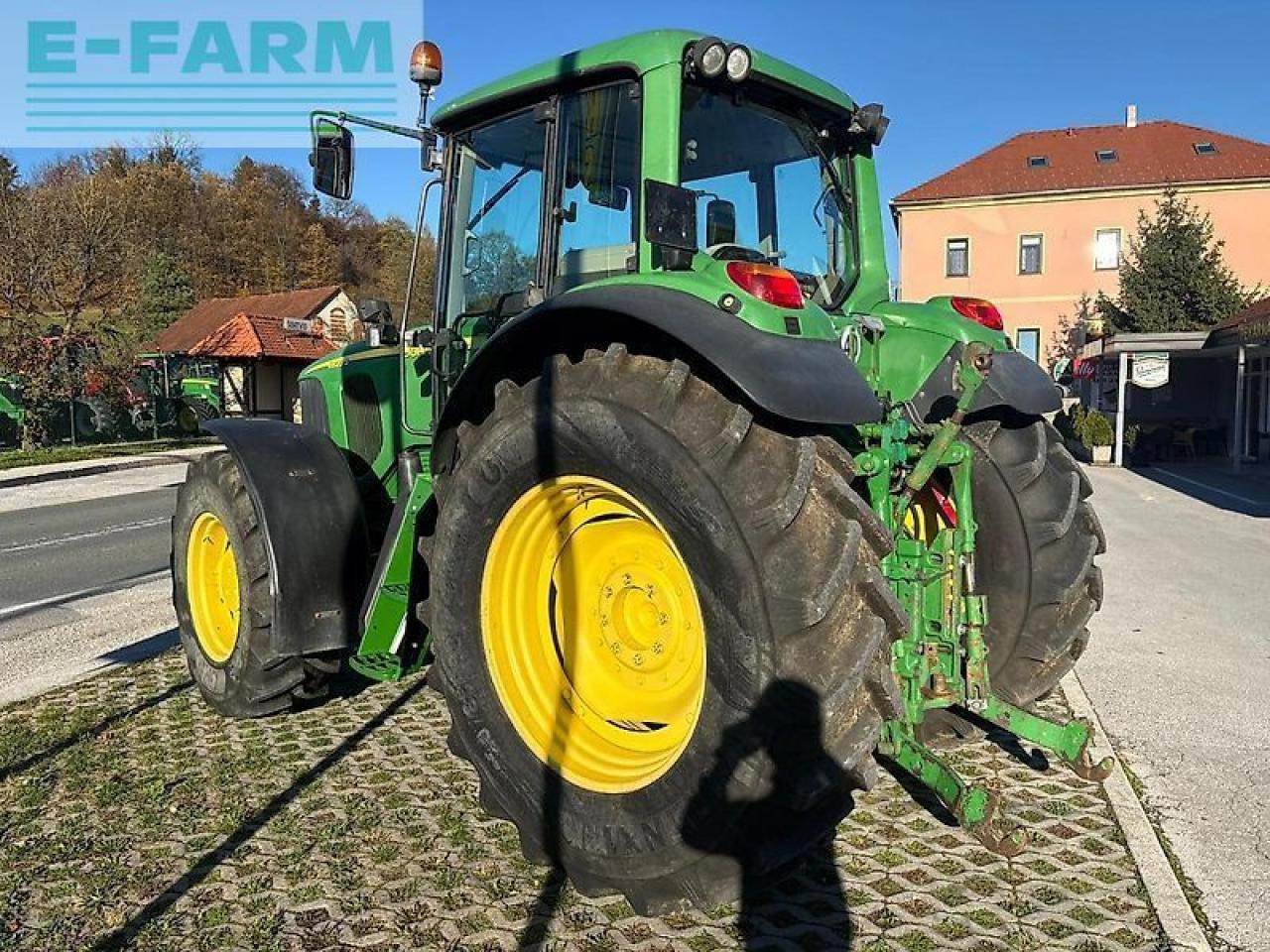John Deere 6920 s - Farm tractor: picture 5 John Deere 6920 s - Farm tractor: picture 5