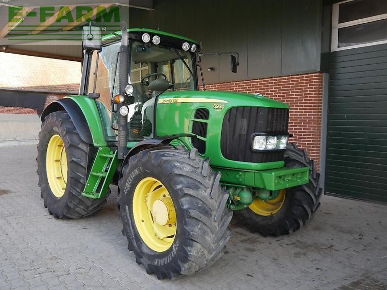 John Deere 6930 premium autopowr - Farm tractor: picture 2 John Deere 6930 premium autopowr - Farm tractor: picture 2