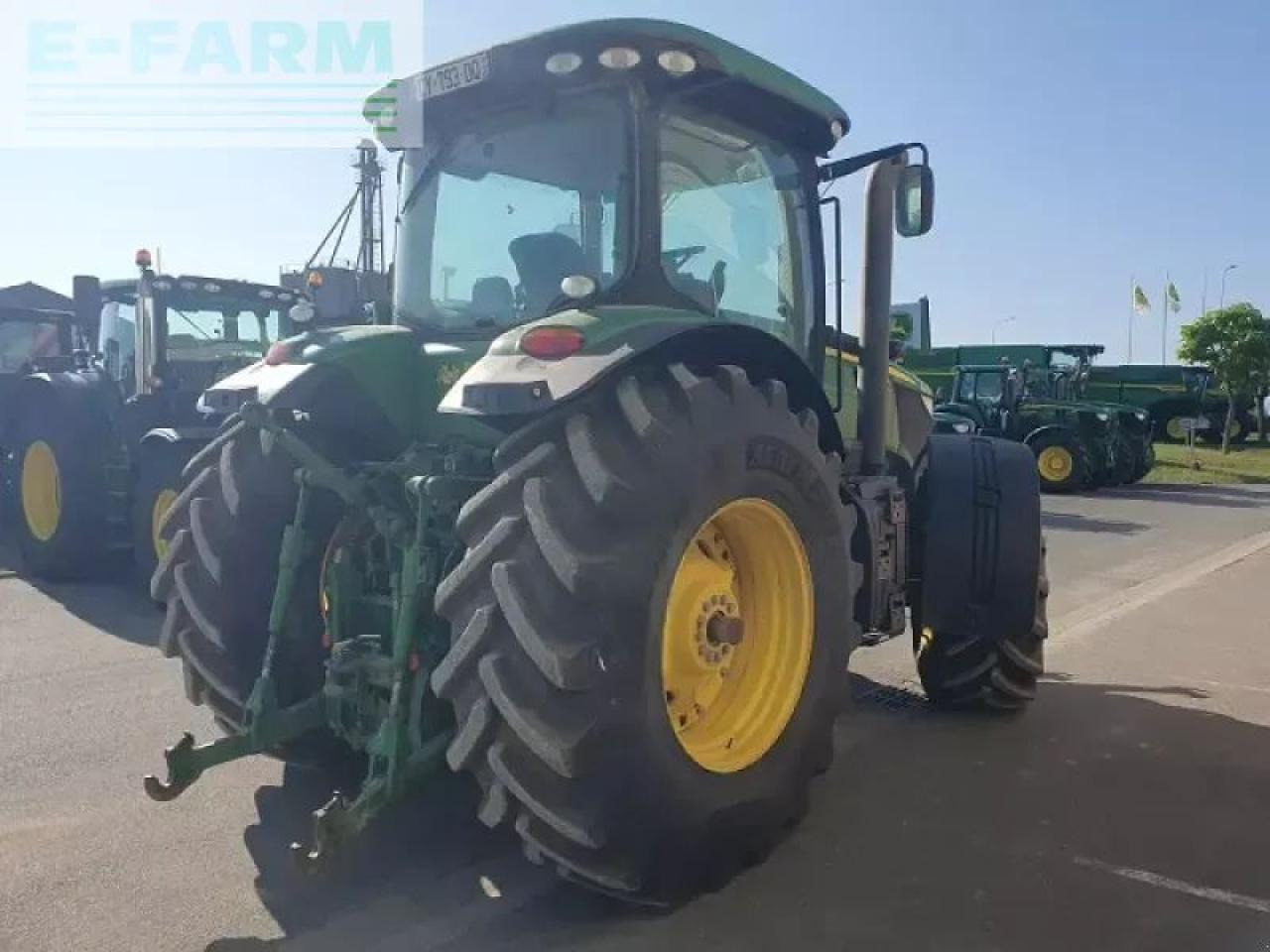 John Deere 7215r - Farm tractor: picture 4 John Deere 7215r - Farm tractor: picture 4