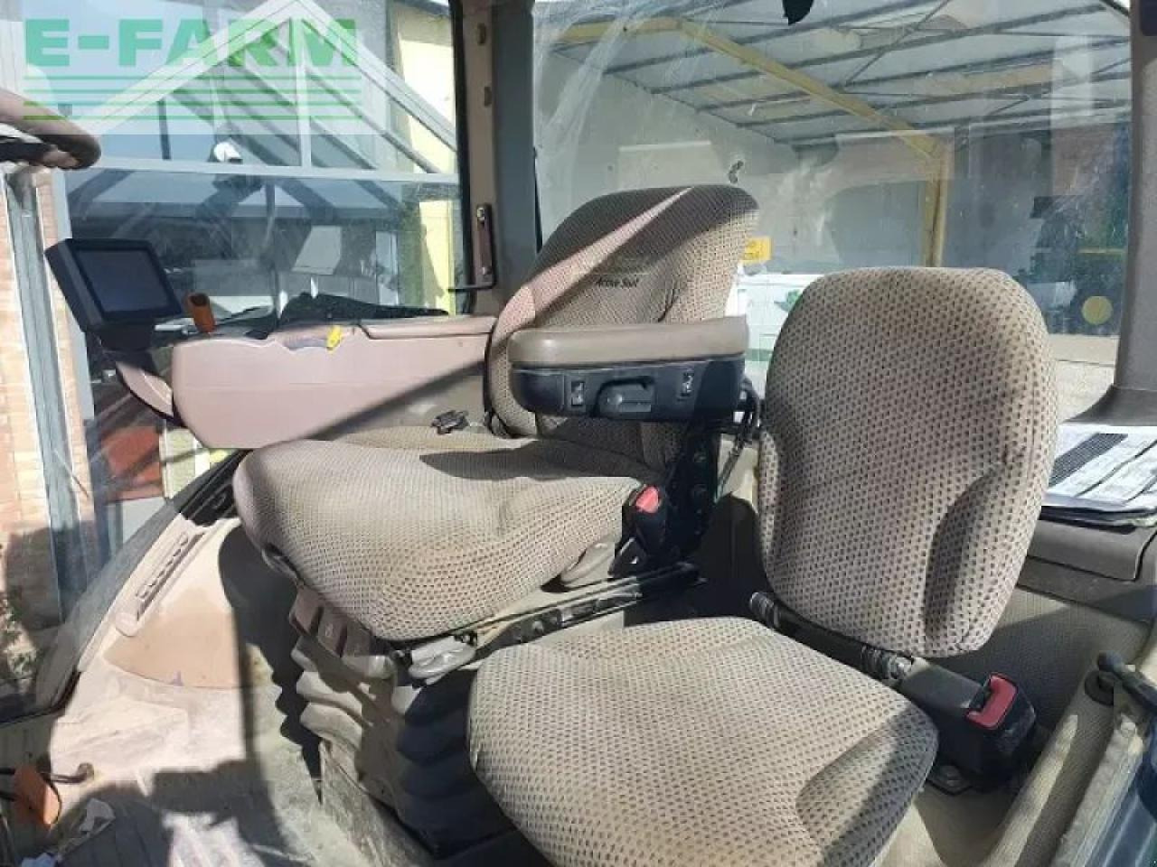 John Deere 7215r - Farm tractor: picture 5 John Deere 7215r - Farm tractor: picture 5