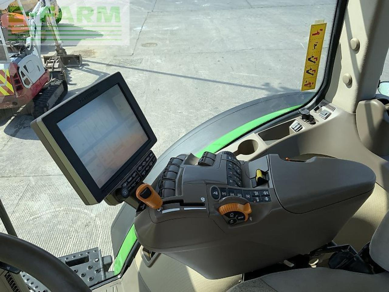 Farm tractor John Deere 7250r tractor (st23494): picture 22