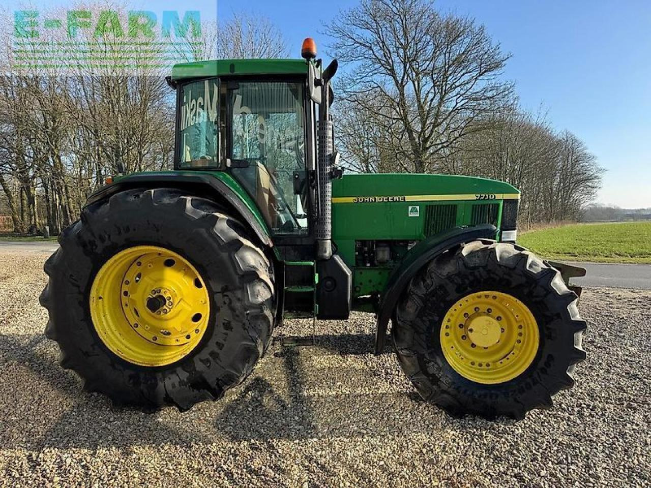 John Deere 7710 - Farm tractor: picture 4 John Deere 7710 - Farm tractor: picture 4