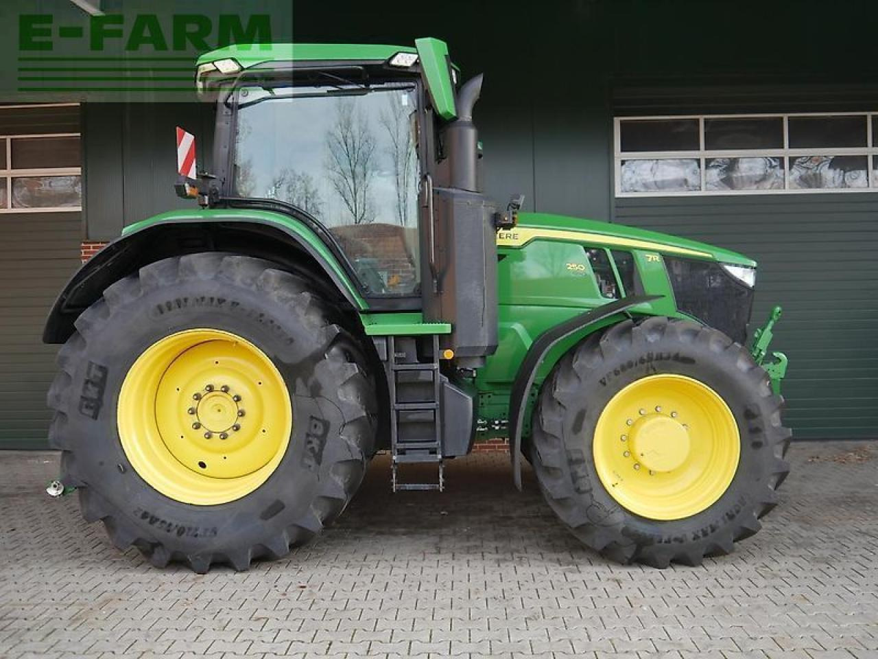 John Deere 7r250 gen2 ap *neu bereift* - Farm tractor: picture 5 John Deere 7r250 gen2 ap *neu bereift* - Farm tractor: picture 5