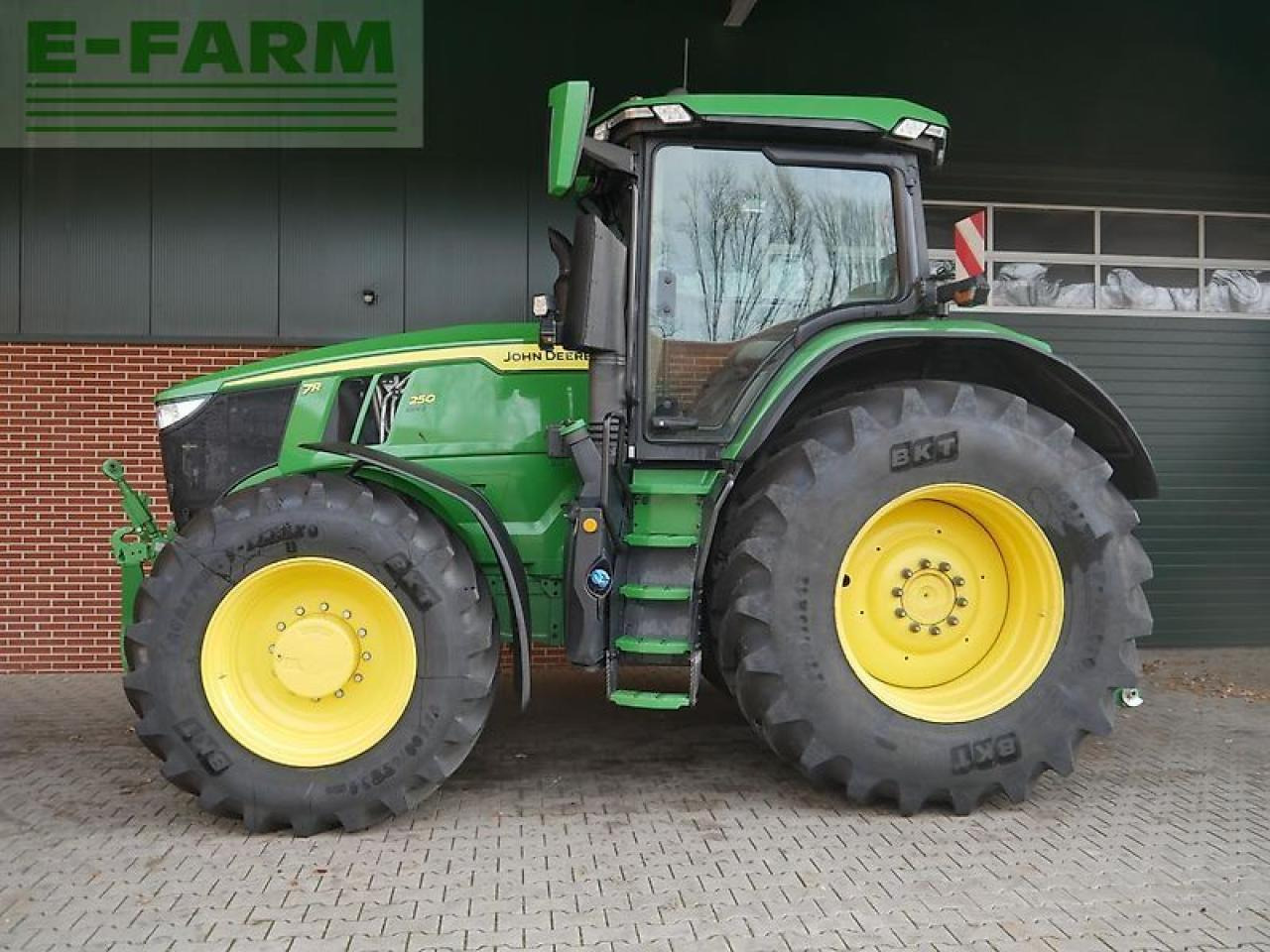 John Deere 7r250 gen2 ap *neu bereift* - Farm tractor: picture 4 John Deere 7r250 gen2 ap *neu bereift* - Farm tractor: picture 4
