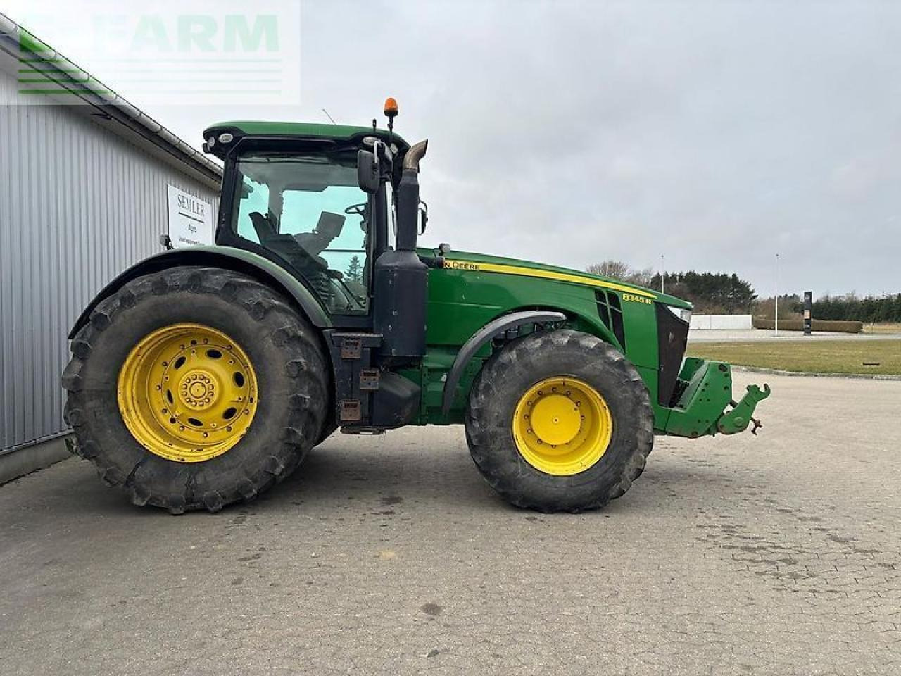 John Deere 8345r - Farm tractor: picture 2 John Deere 8345r - Farm tractor: picture 2