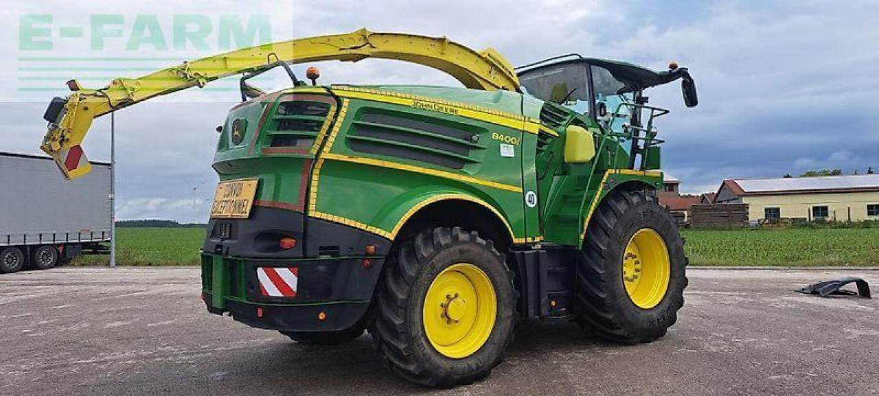 John Deere 8400 - Forage harvester: picture 4 John Deere 8400 - Forage harvester: picture 4
