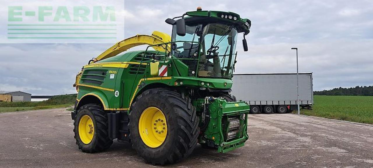 John Deere 8400 - Forage harvester: picture 2 John Deere 8400 - Forage harvester: picture 2