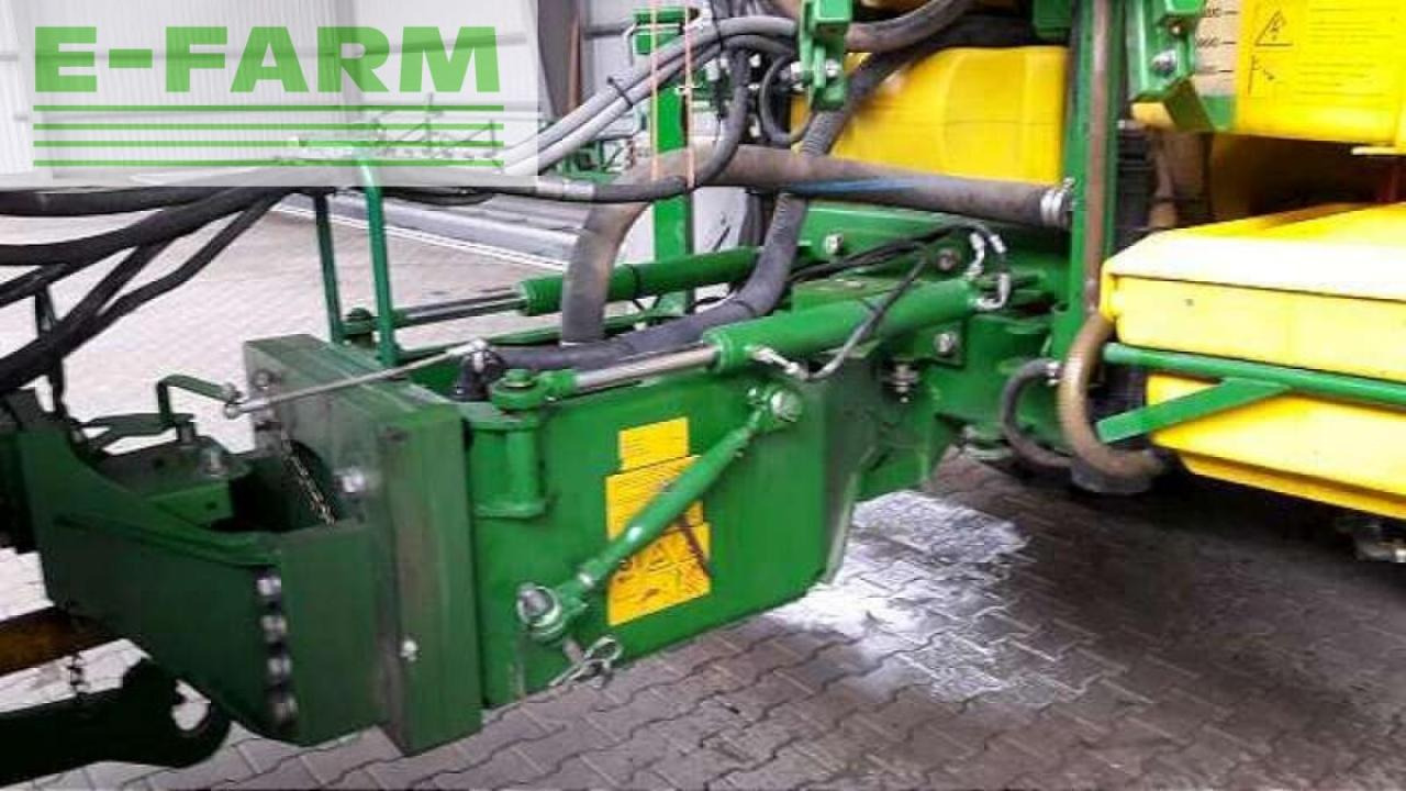 John Deere 840i anhängefeldspritze - Trailed sprayer: picture 4 John Deere 840i anhängefeldspritze - Trailed sprayer: picture 4
