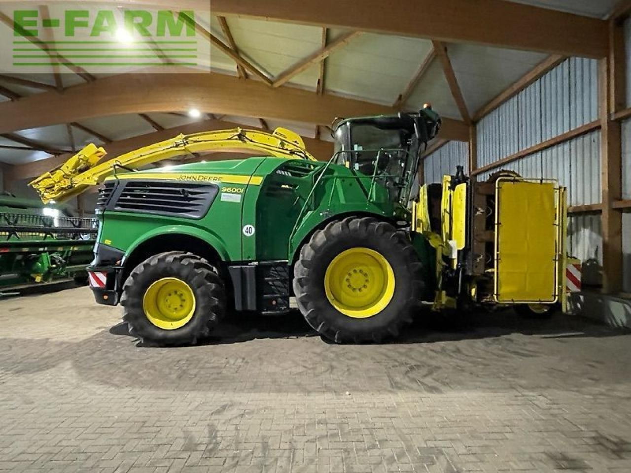 John Deere 9600 motor neu! - Forage harvester: picture 2 John Deere 9600 motor neu! - Forage harvester: picture 2