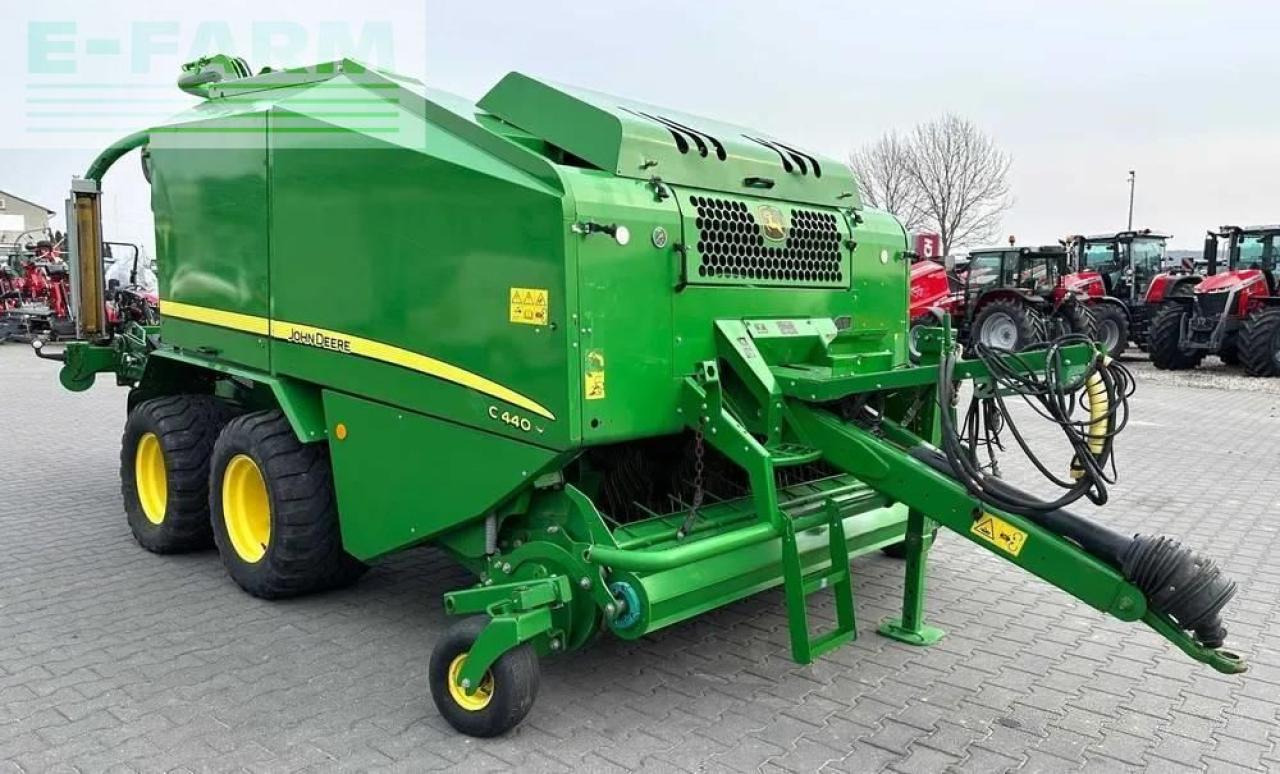 John Deere c 440 r - Square baler: picture 3 John Deere c 440 r - Square baler: picture 3