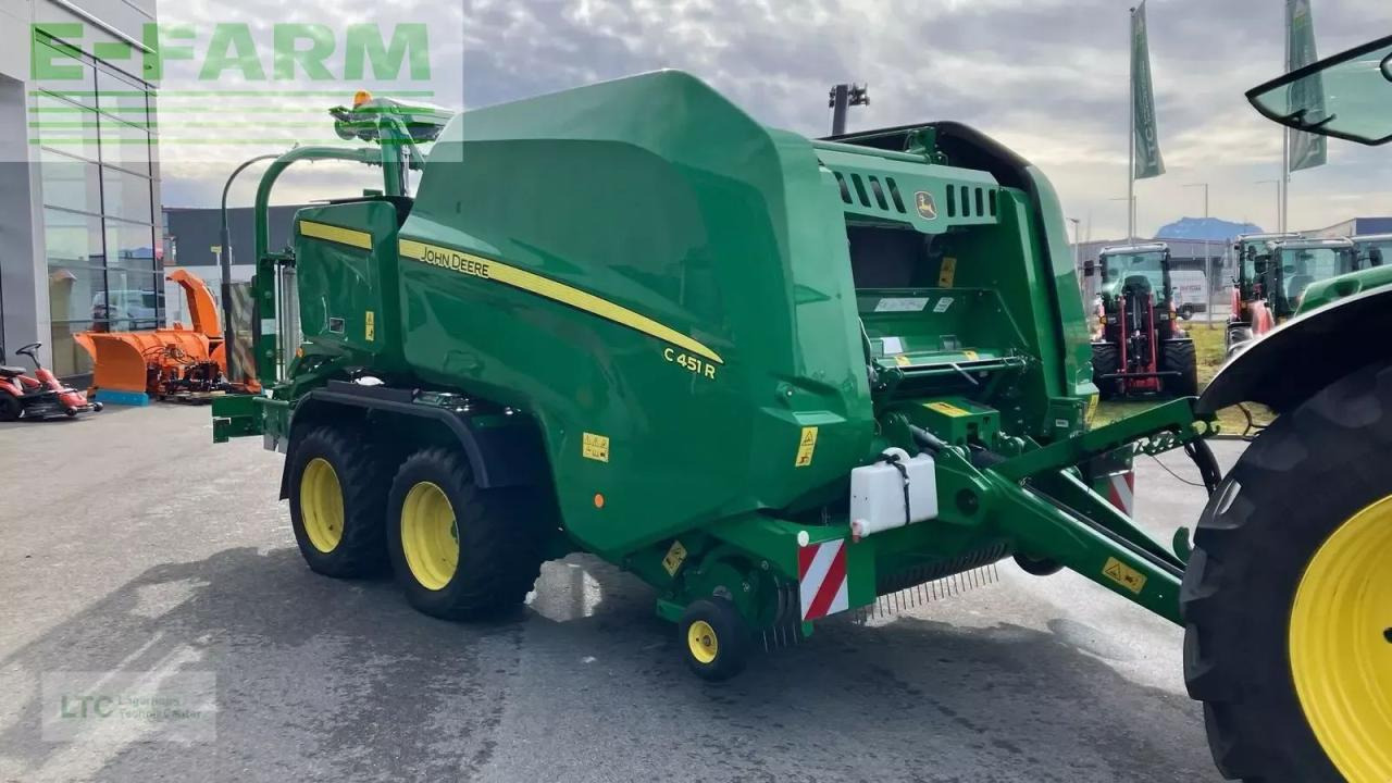 John Deere c451r - Square baler: picture 2 John Deere c451r - Square baler: picture 2