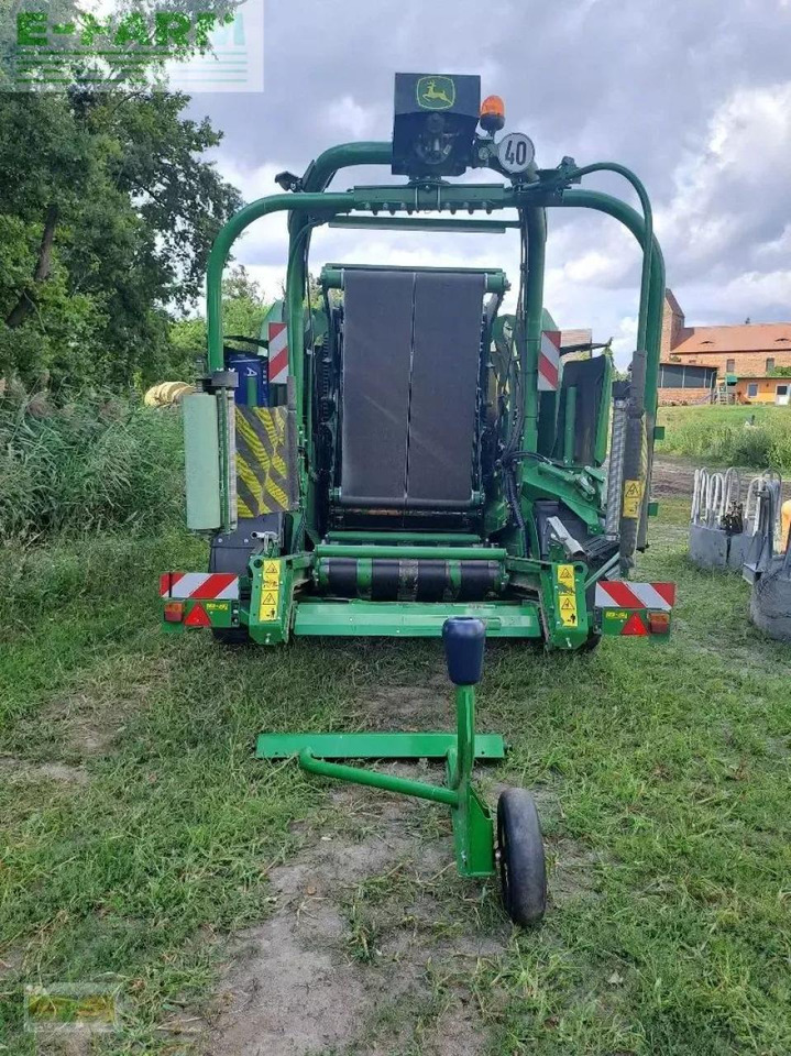 John Deere c461r - Square baler: picture 4 John Deere c461r - Square baler: picture 4