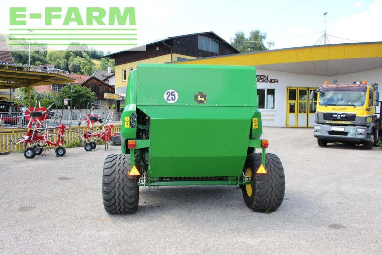 John Deere f 440m - Square baler: picture 5 John Deere f 440m - Square baler: picture 5