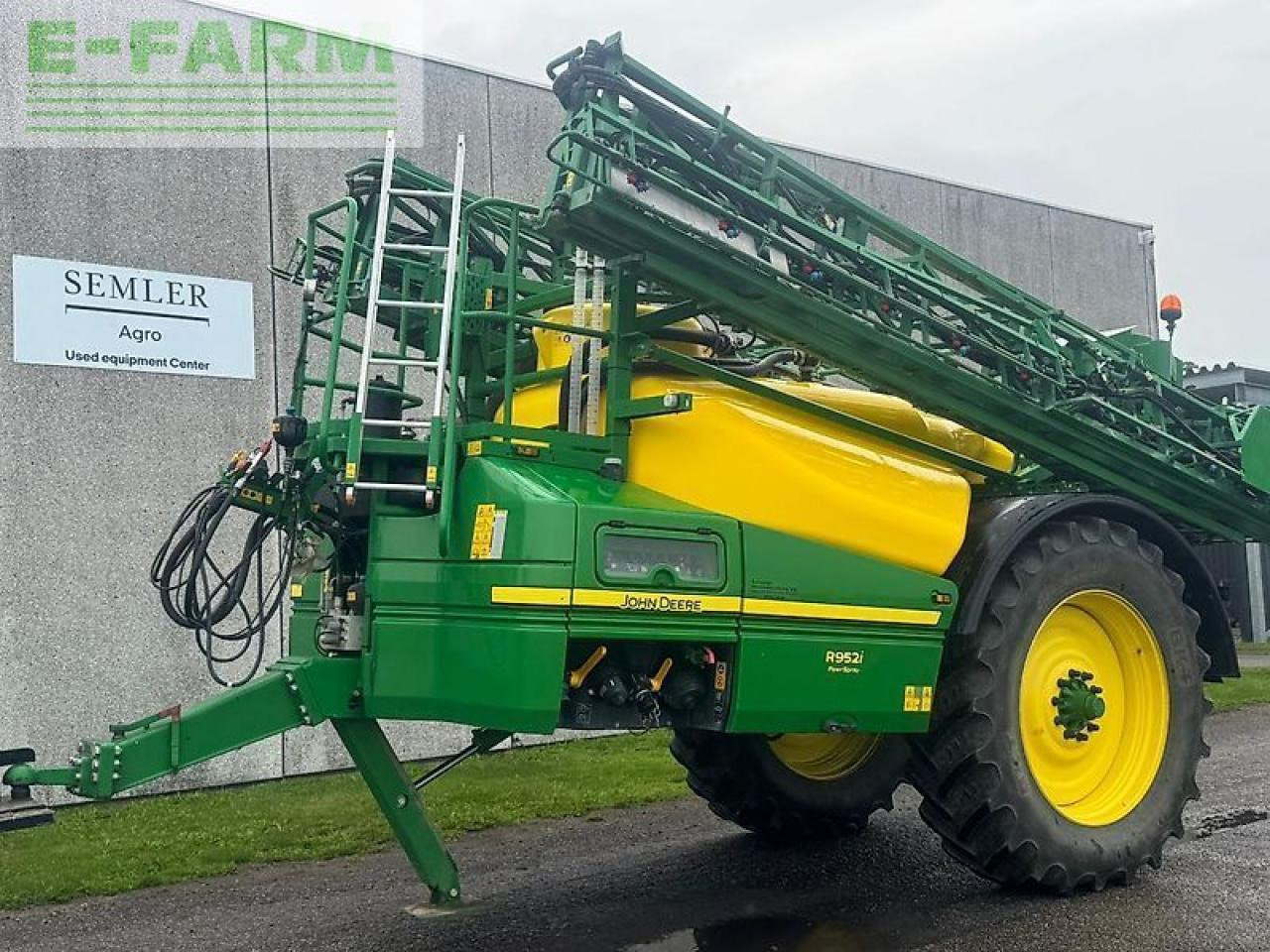 John Deere r952i - Trailed sprayer: picture 1 John Deere r952i - Trailed sprayer: picture 1