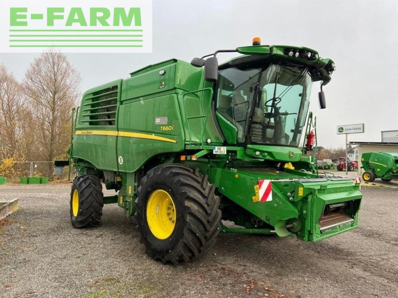 John Deere t660 my22 prod 30 - Combine harvester: picture 2 John Deere t660 my22 prod 30 - Combine harvester: picture 2