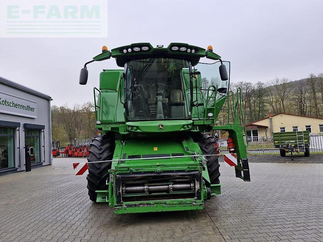John Deere t670 hm - Combine harvester: picture 2 John Deere t670 hm - Combine harvester: picture 2