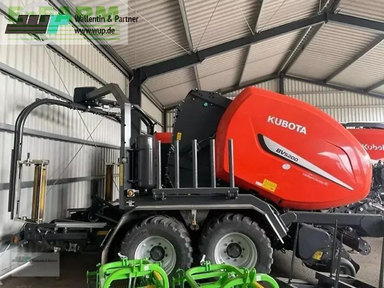 Kubota bv5200 sc14n flexiwrap - Square baler: picture 1 Kubota bv5200 sc14n flexiwrap - Square baler: picture 1