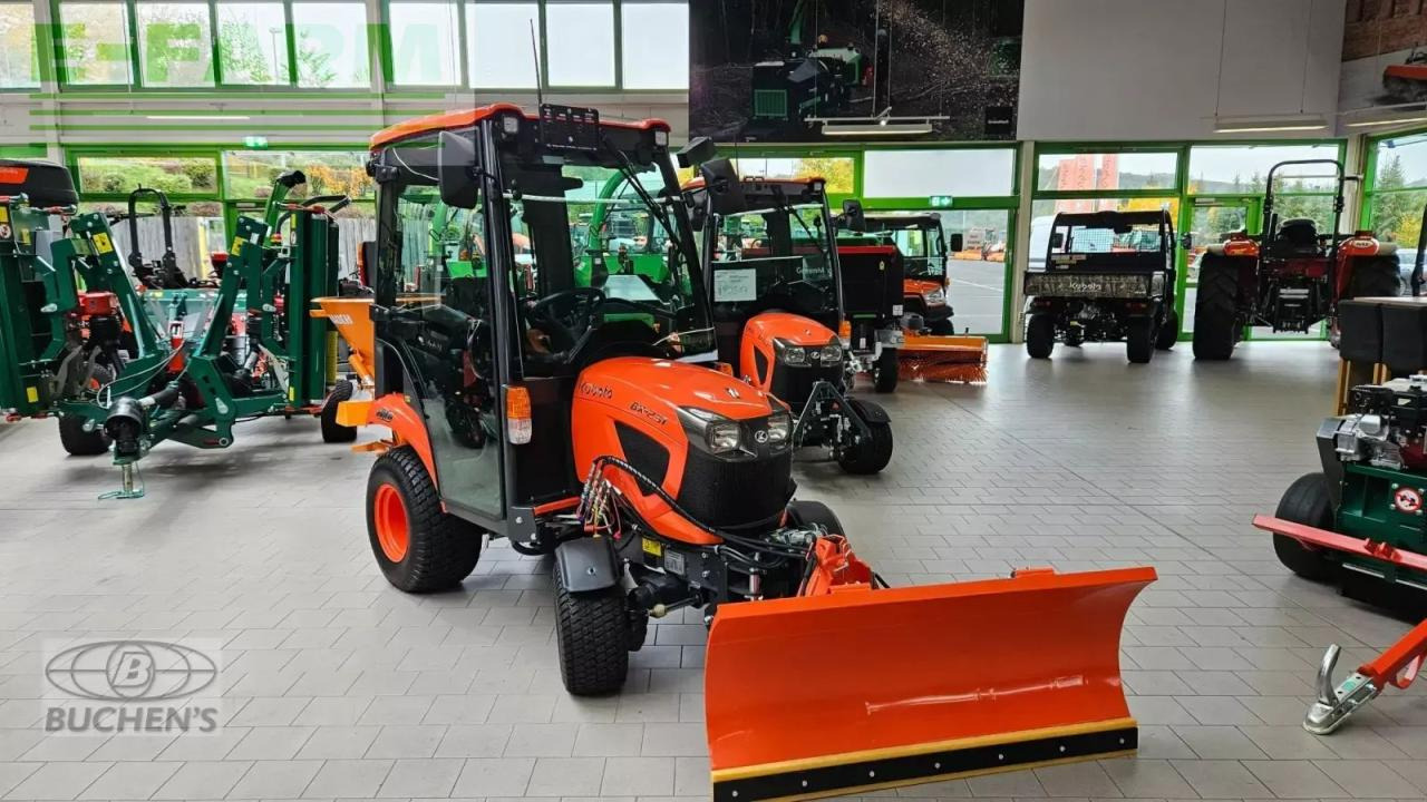 Kubota bx231 winterdienst - Farm tractor: picture 1 Kubota bx231 winterdienst - Farm tractor: picture 1