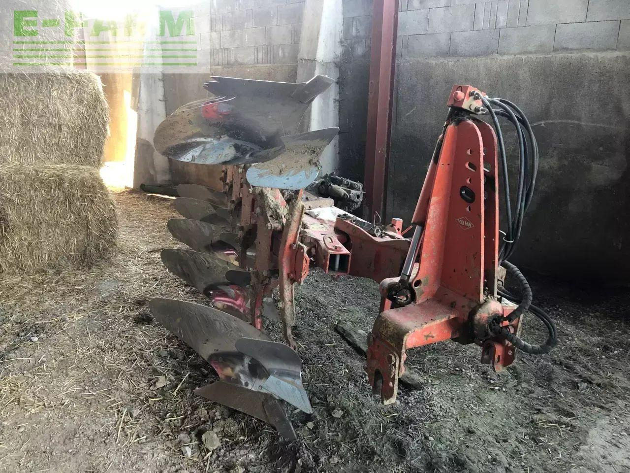 Kuhn 122 varimaster - Plow: picture 1 Kuhn 122 varimaster - Plow: picture 1