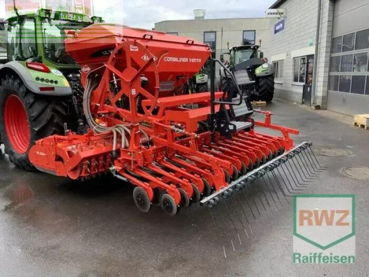 Kuhn combiliner venta lc302 (55+10,2 ha) - Precision sowing machine: picture 2 Kuhn combiliner venta lc302 (55+10,2 ha) - Precision sowing machine: picture 2