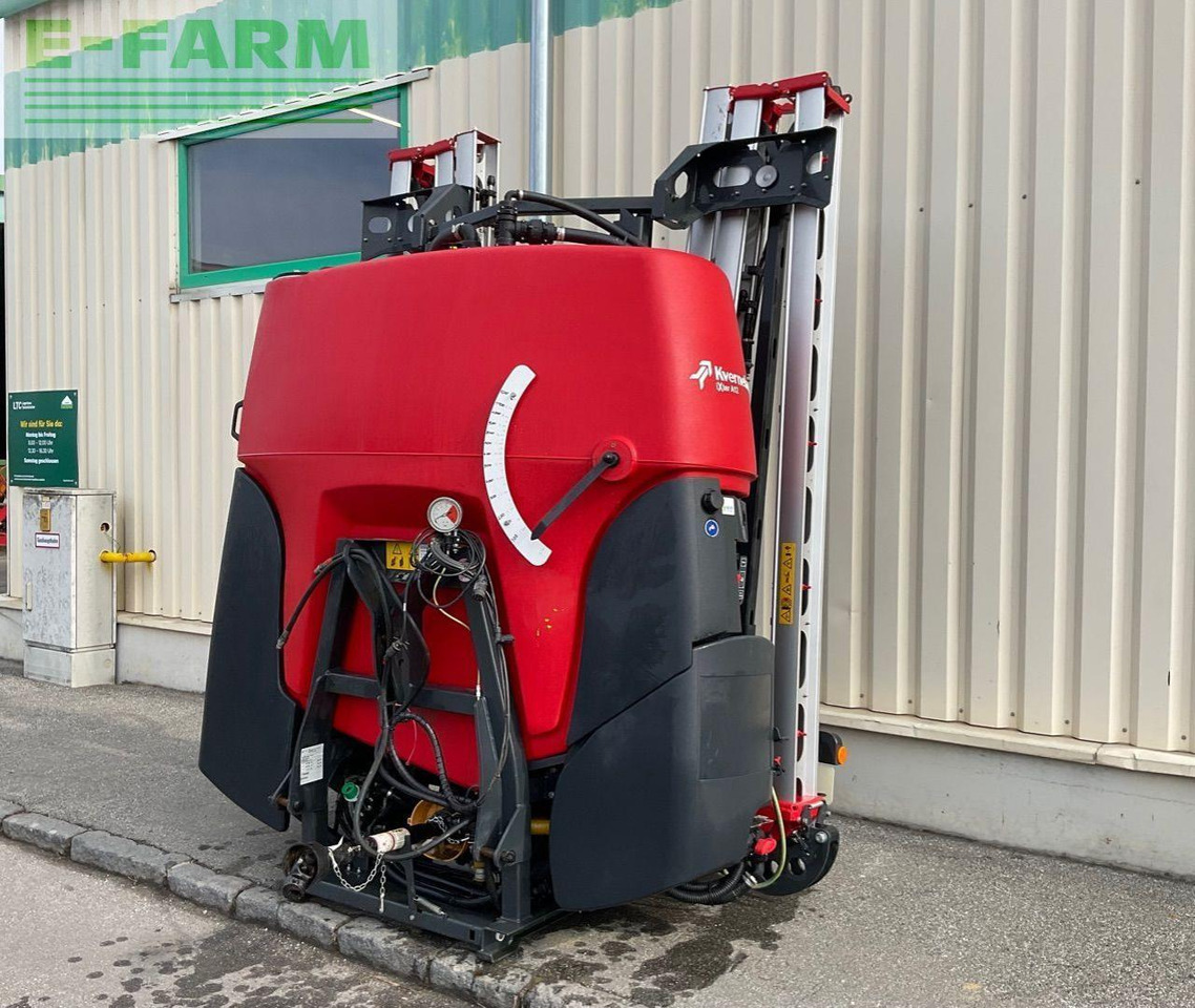 Kverneland iXter A 12 - Trailed sprayer: picture 1 Kverneland iXter A 12 - Trailed sprayer: picture 1