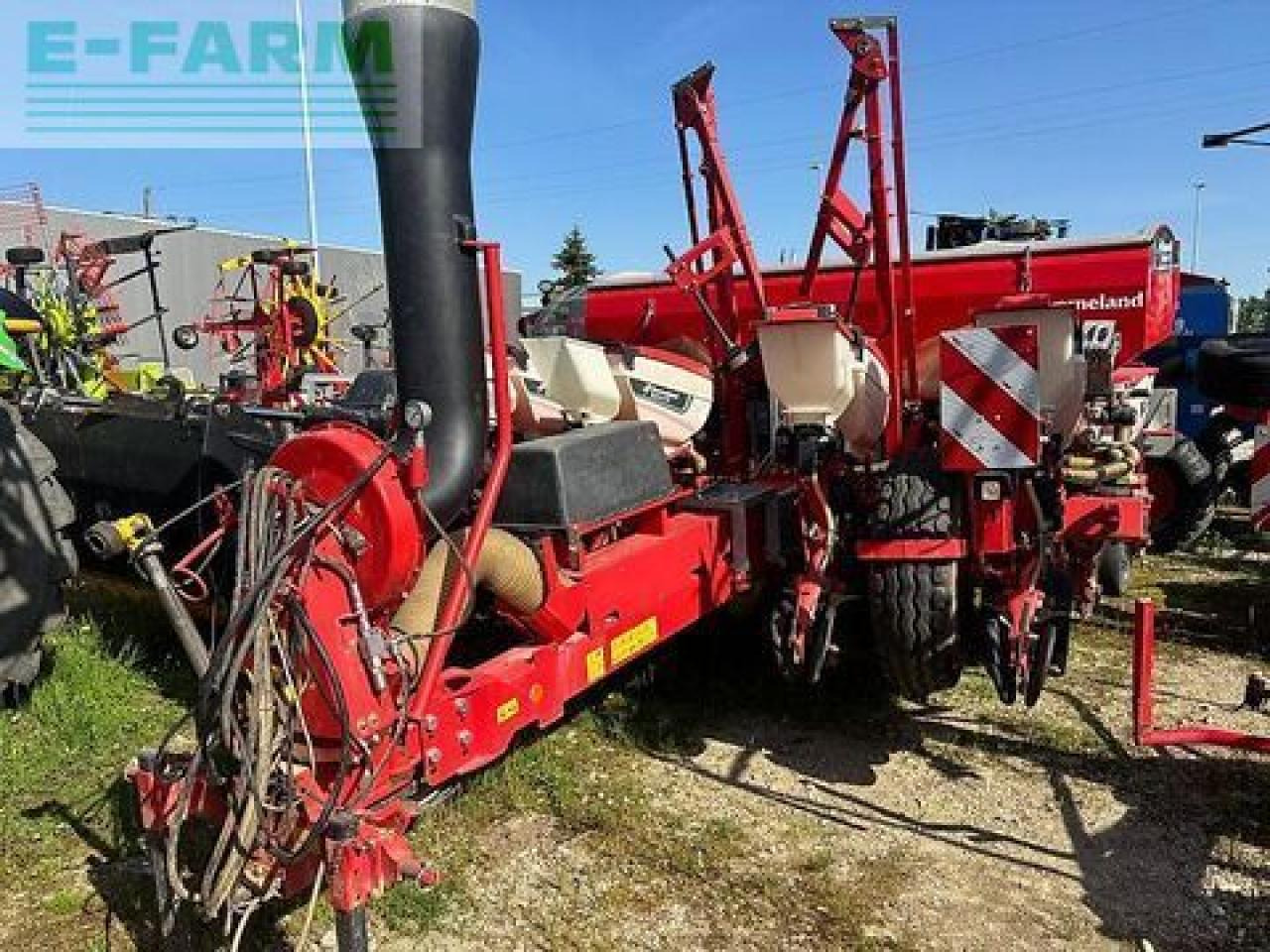 Kverneland optima tf profi ii e - drive ii - Precision sowing machine: picture 1 Kverneland optima tf profi ii e - drive ii - Precision sowing machine: picture 1