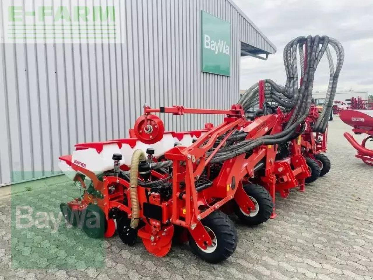 Maschio chrono 512 + fronttank pa 1 - Precision sowing machine: picture 4 Maschio chrono 512 + fronttank pa 1 - Precision sowing machine: picture 4