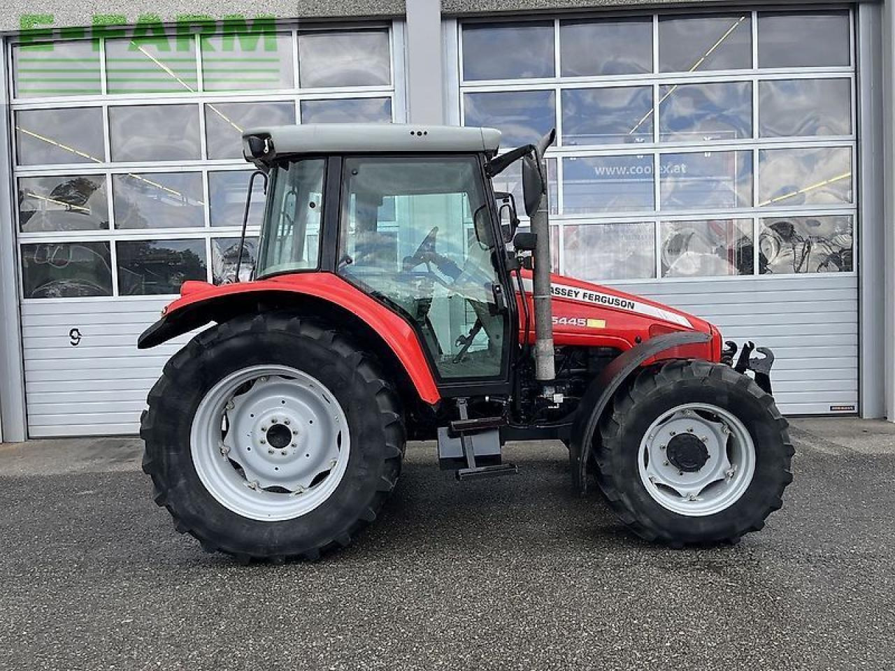 Massey Ferguson 5445-4 privilege - Farm tractor: picture 2 Massey Ferguson 5445-4 privilege - Farm tractor: picture 2