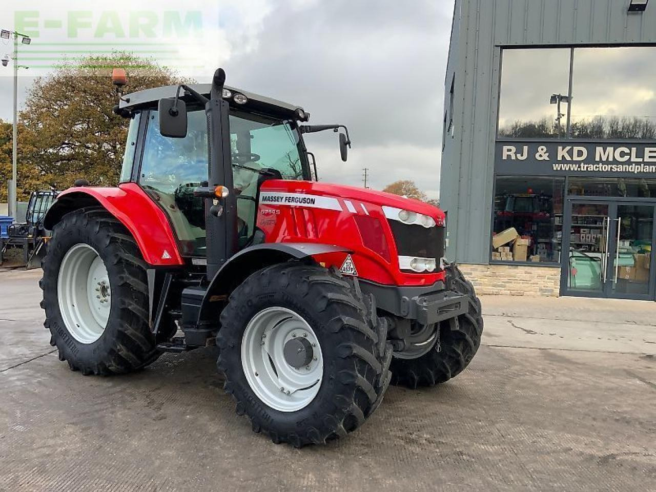 Massey Ferguson 6714s dyna6 tractor (st24943) - Farm tractor: picture 2 Massey Ferguson 6714s dyna6 tractor (st24943) - Farm tractor: picture 2