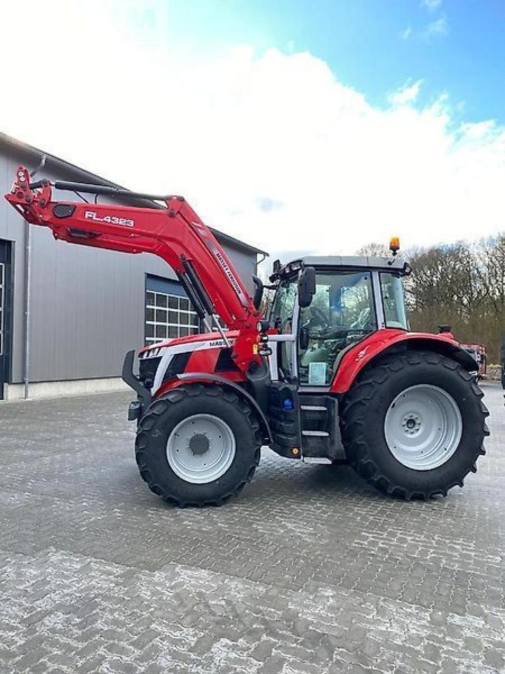 Massey Ferguson 6s.145 dyna-6 efficient Efficient - Farm tractor: picture 5 Massey Ferguson 6s.145 dyna-6 efficient Efficient - Farm tractor: picture 5