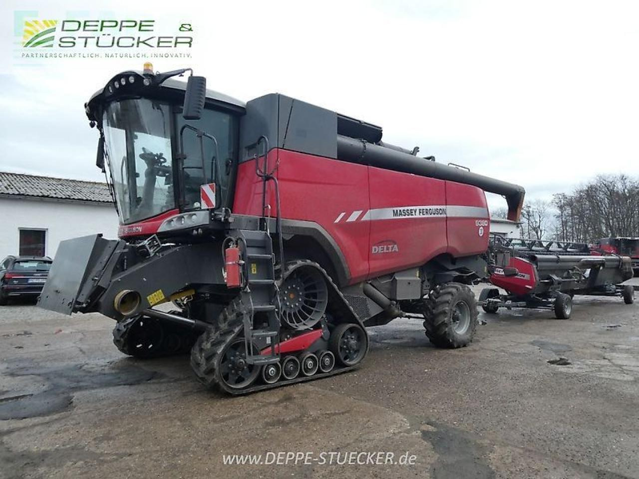 Massey Ferguson 9380 delta - Combine harvester: picture 1 Massey Ferguson 9380 delta - Combine harvester: picture 1