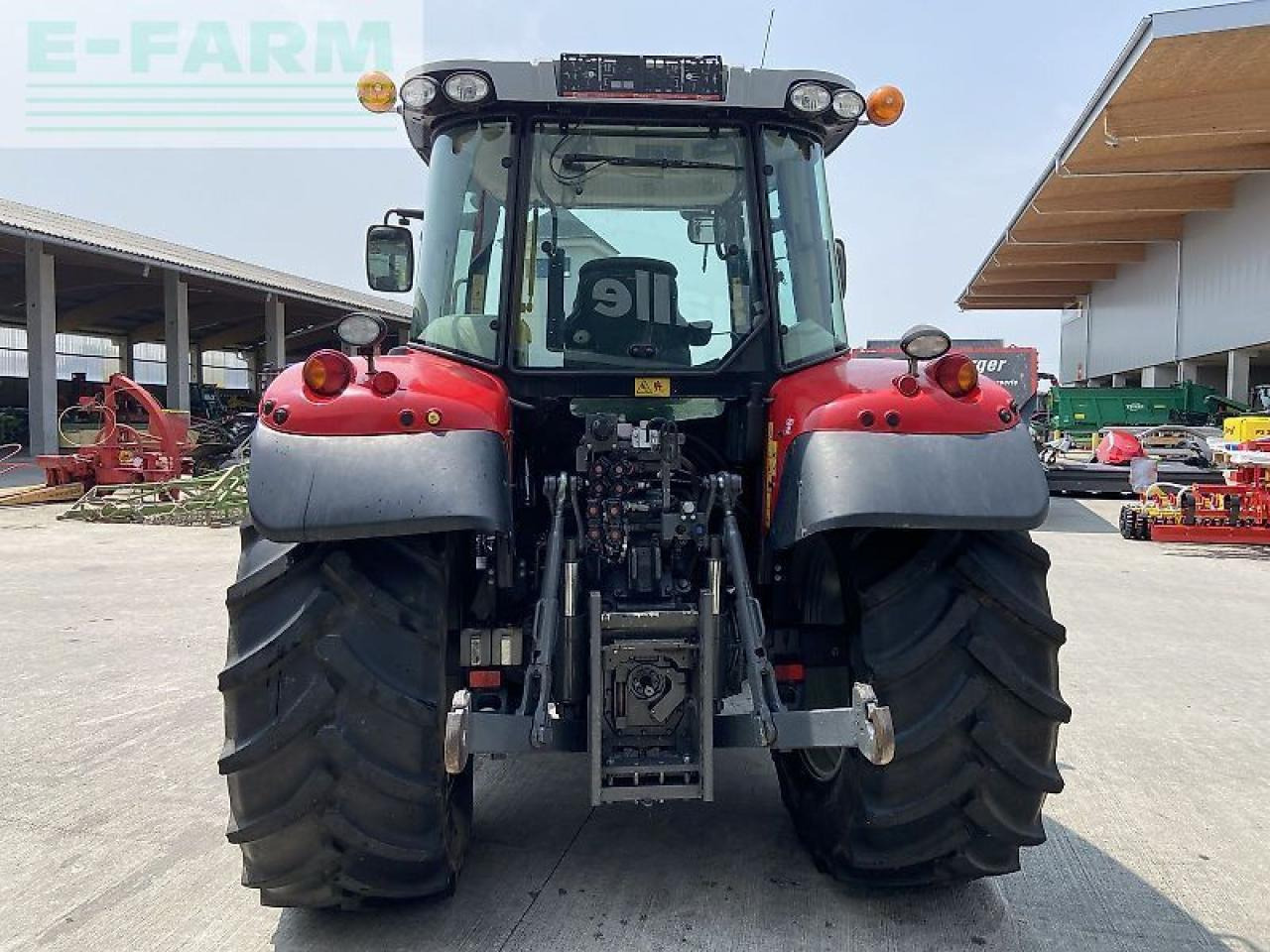 Massey Ferguson mf 5611 dyna-4 essential Essential - Farm tractor: picture 5 Massey Ferguson mf 5611 dyna-4 essential Essential - Farm tractor: picture 5