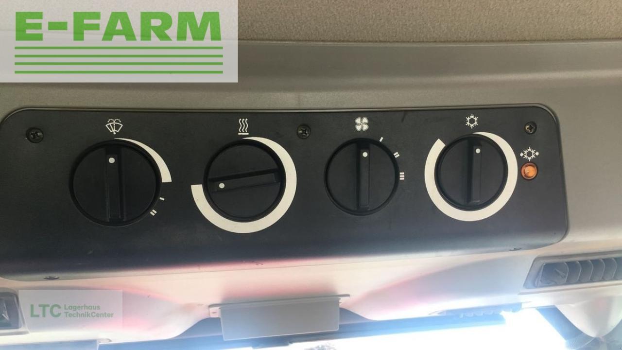 Farm tractor McCormick cx75: picture 13