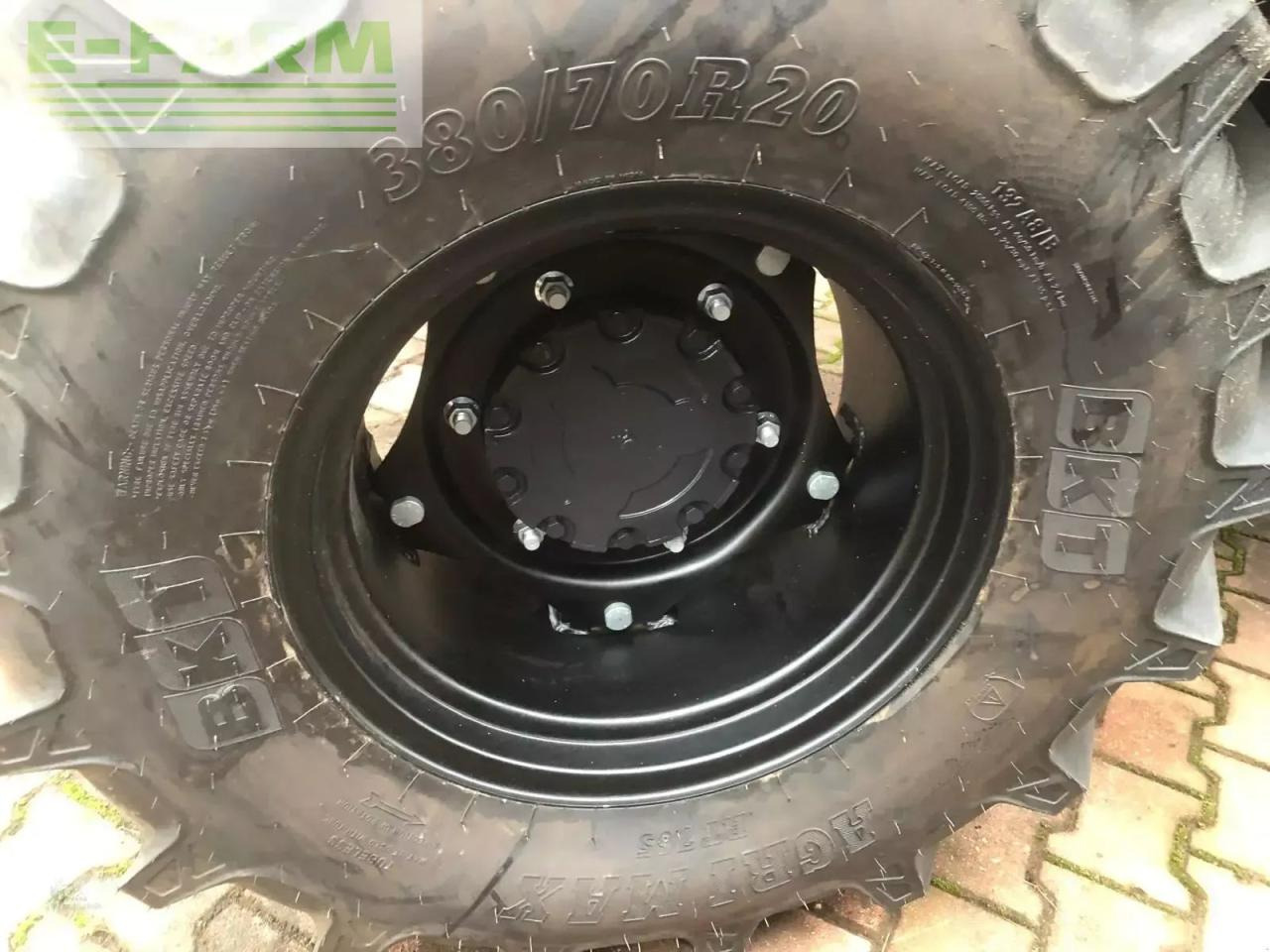 Farm tractor McCormick x4.080: picture 19 Farm tractor McCormick x4.080: picture 19