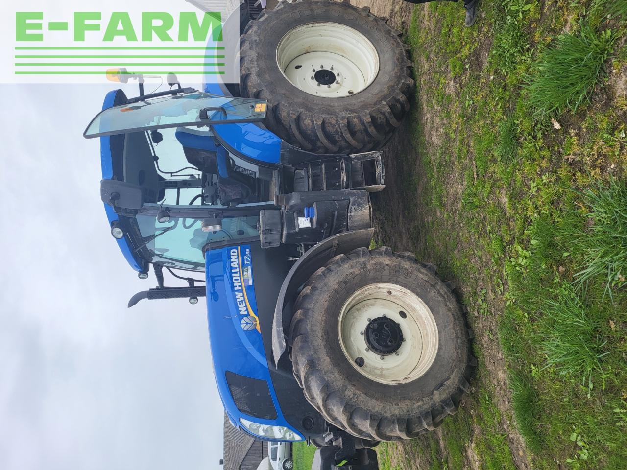 New Holland T 7.185 - Farm tractor: picture 5 New Holland T 7.185 - Farm tractor: picture 5