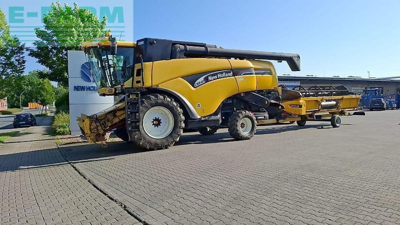 New Holland cx 840 - Combine harvester: picture 1 New Holland cx 840 - Combine harvester: picture 1