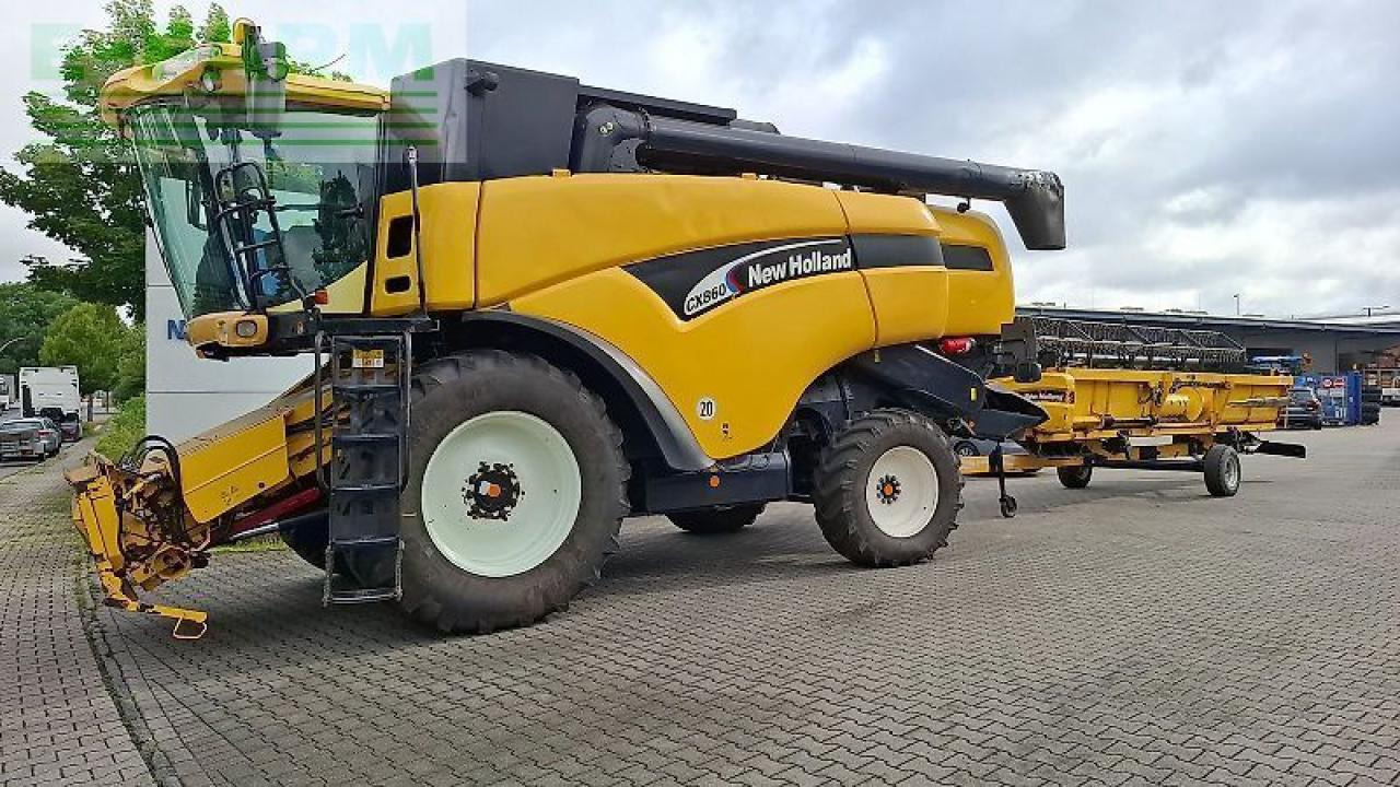 New Holland cx 860 / cx860 4x4 allrad - Combine harvester: picture 5 New Holland cx 860 / cx860 4x4 allrad - Combine harvester: picture 5